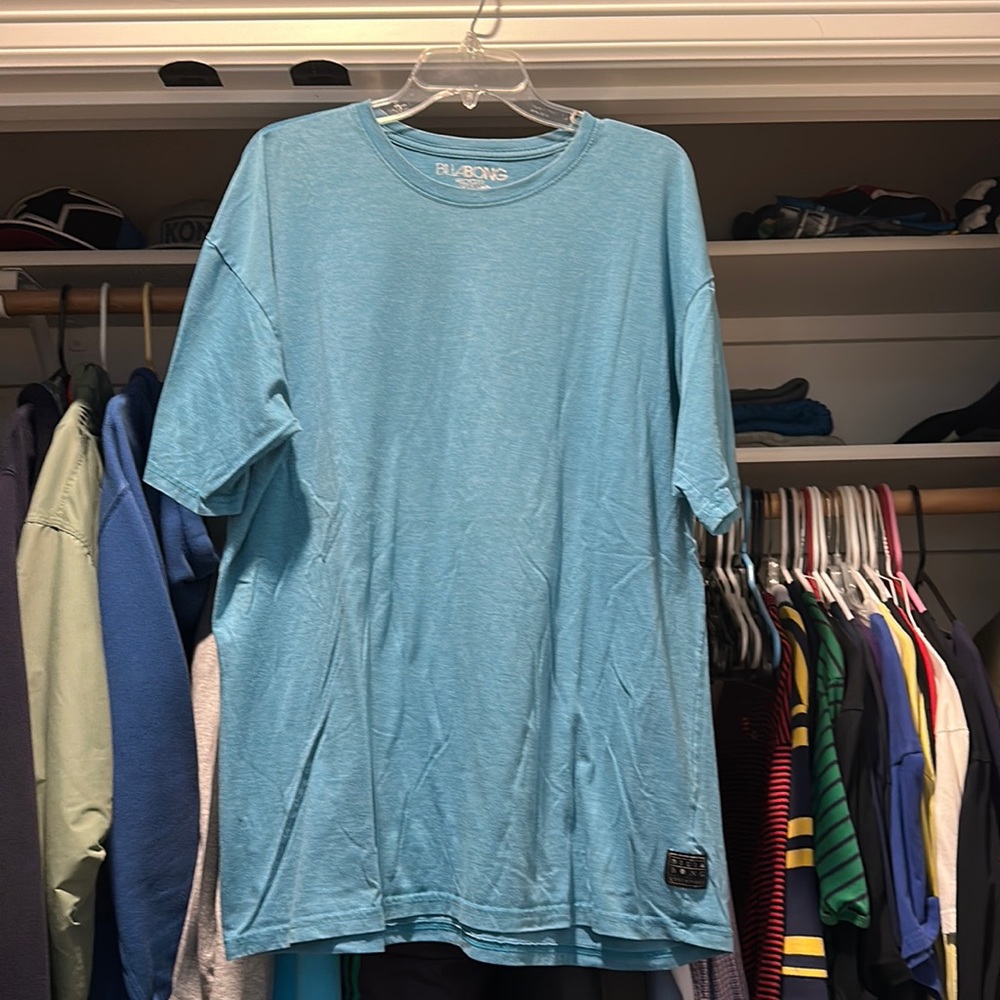 Billabong tee